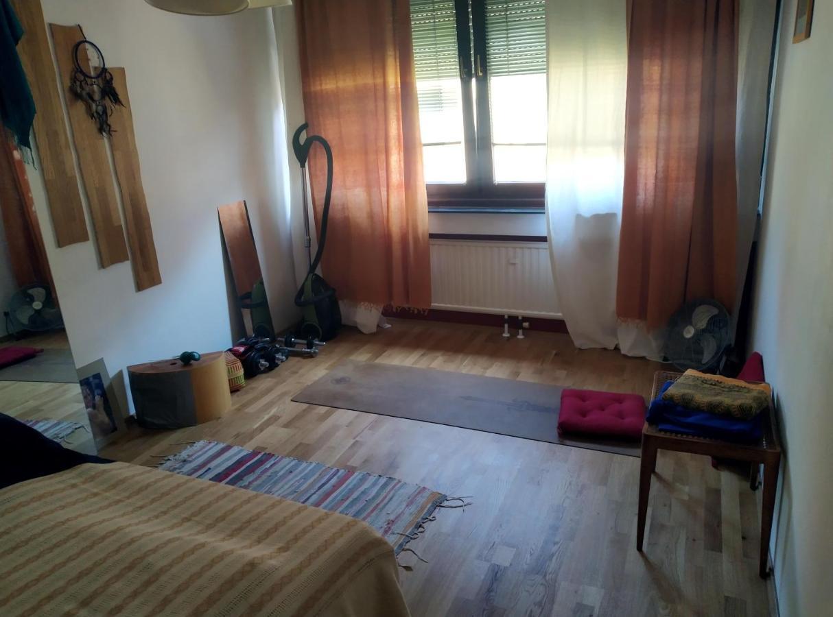 Nettes Apartment Im 14Ten Bezirk In Wien Eksteriør bilde